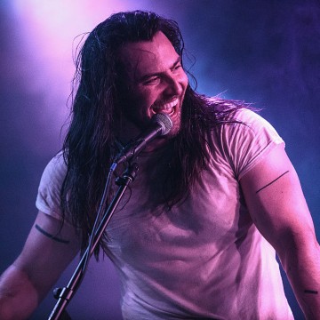 How To Party Without Ruining Your Relationship