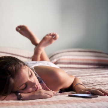 Don’t Ever Pull Any Of These Terrible Online Dating Moves, Dude