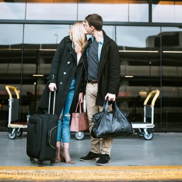 The Secrets To Making Long-Distance Dating Work, Revealed