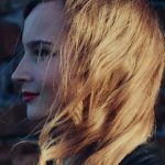 While You’re Prepping For The First Date, Here’s What *She’s* Thinking