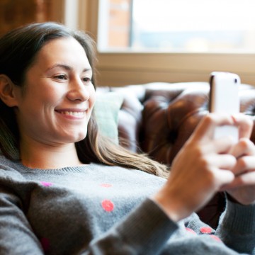 Is Benching The New Ghosting? An Inside Look At The Cruel New Dating Practice