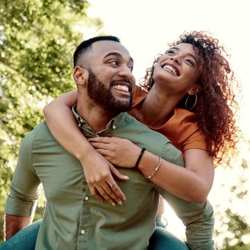 Expert-Approved Insight at Introvert-Extrovert Dynamics When It Comes to Dating