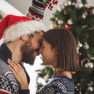 The History of the Mistletoe and Its Effects on Your Love Life