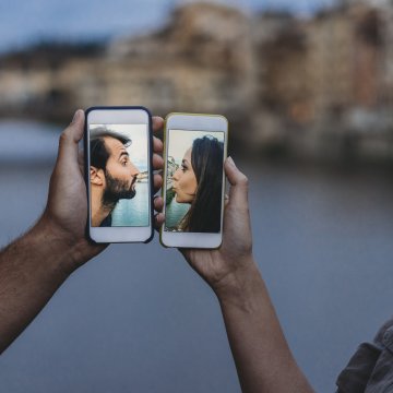 Dating During Coronavirus Outbreak Makes Finding Love Harder Than Ever Before