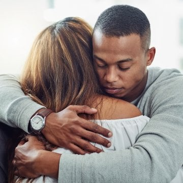 The Best Way to Help a Partner Coping with Grief, According to Experts