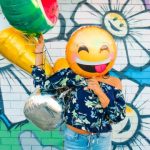 How to Flirt With Emojis and Seriously Charm Her