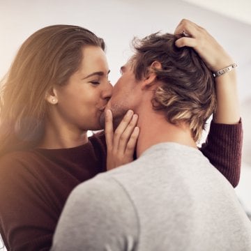 8 Lip-Locking Tips to Take Your Kiss Game to the Next Level
