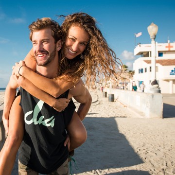 We Got An Expert To Help Take Your Tinder Profile Up A Notch