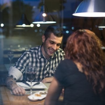 Does She Want You To Approach Her? Here’s How To Tell