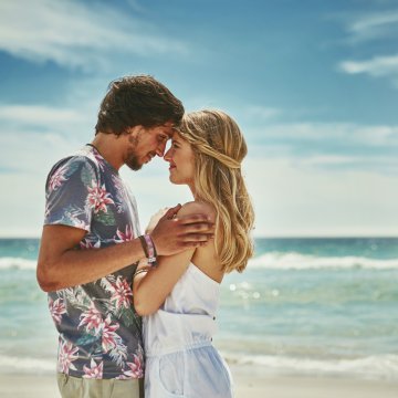 5 Things You Should Know When Going Through the Honeymoon Phase