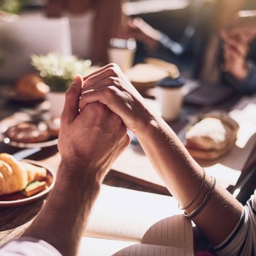 How to Date as a Christian in a Sex-Obsessed Modern World