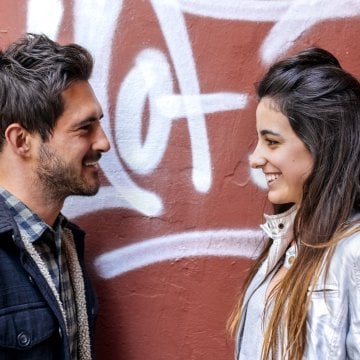 Here’s How to Use Eye Contact to Flirt Without Being Creepy