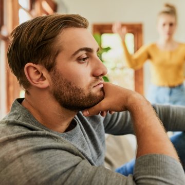 Trauma Bonding Relationships Are Toxic and Incredibly Hard to Leave