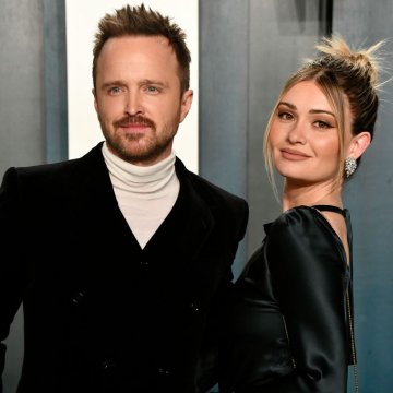 These Celebs Are Linked Up With Normal People, So Maybe We Have a Chance