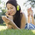 Yes, You Can Approach Her If She’s Wearing Headphones – Here’s How