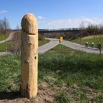 Str8Curious: A Gay Guy Explains How to Take a Good Dick Pic