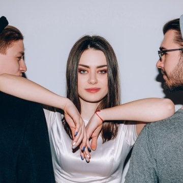 Is Non-Monogamy for You? Find Out With This Comprehensive Guide