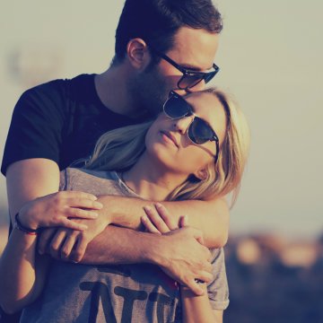 Bored Of Online Dating? It Might Be Time To Join The Inner Circle