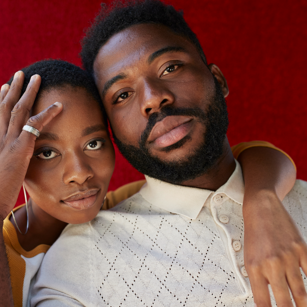 6 Things Strong Couples Never Do (That Distinguish Them From Other Relationships)
