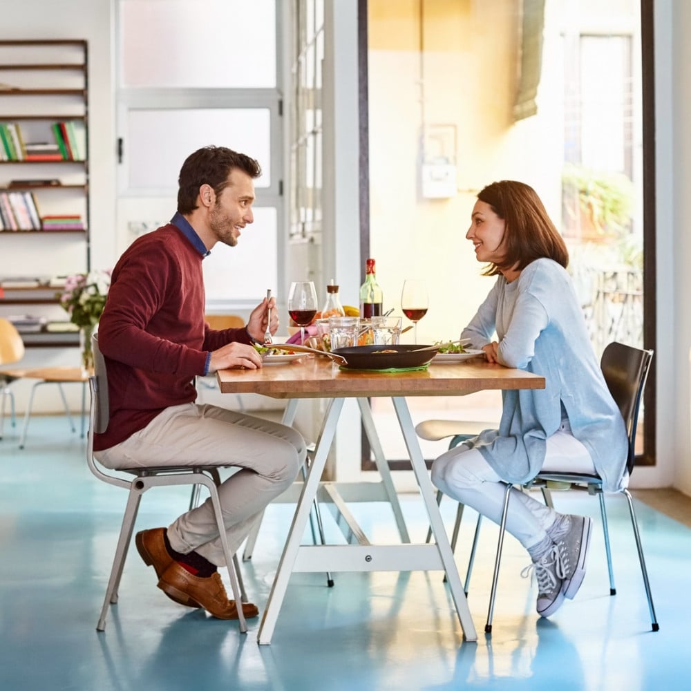 This Is How Confident Men Communicate Their Needs While Dating