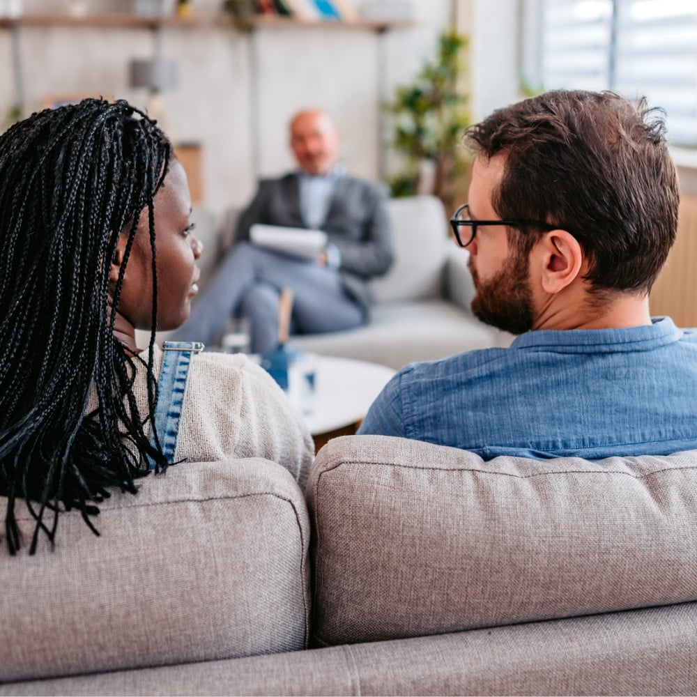 Everything You Should Know About Couples Therapy Before Trying It With Your Partner