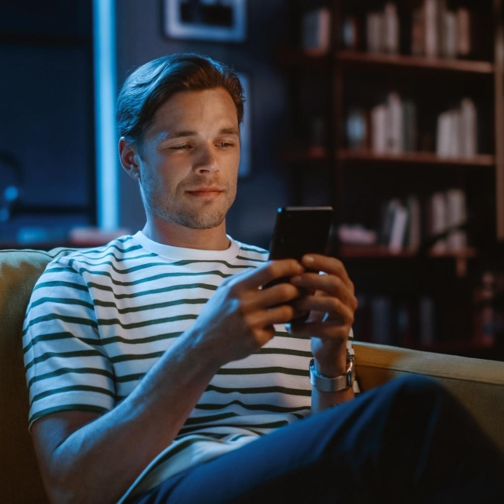 Are You an Online Dating Snob? Here’s How to Change Your Ways